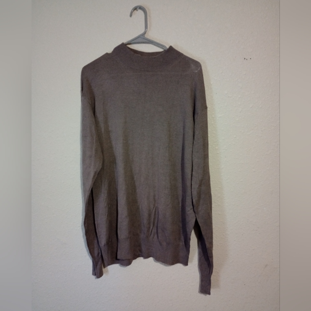 Neiman Marcus silk and cashmere mock neck sweater